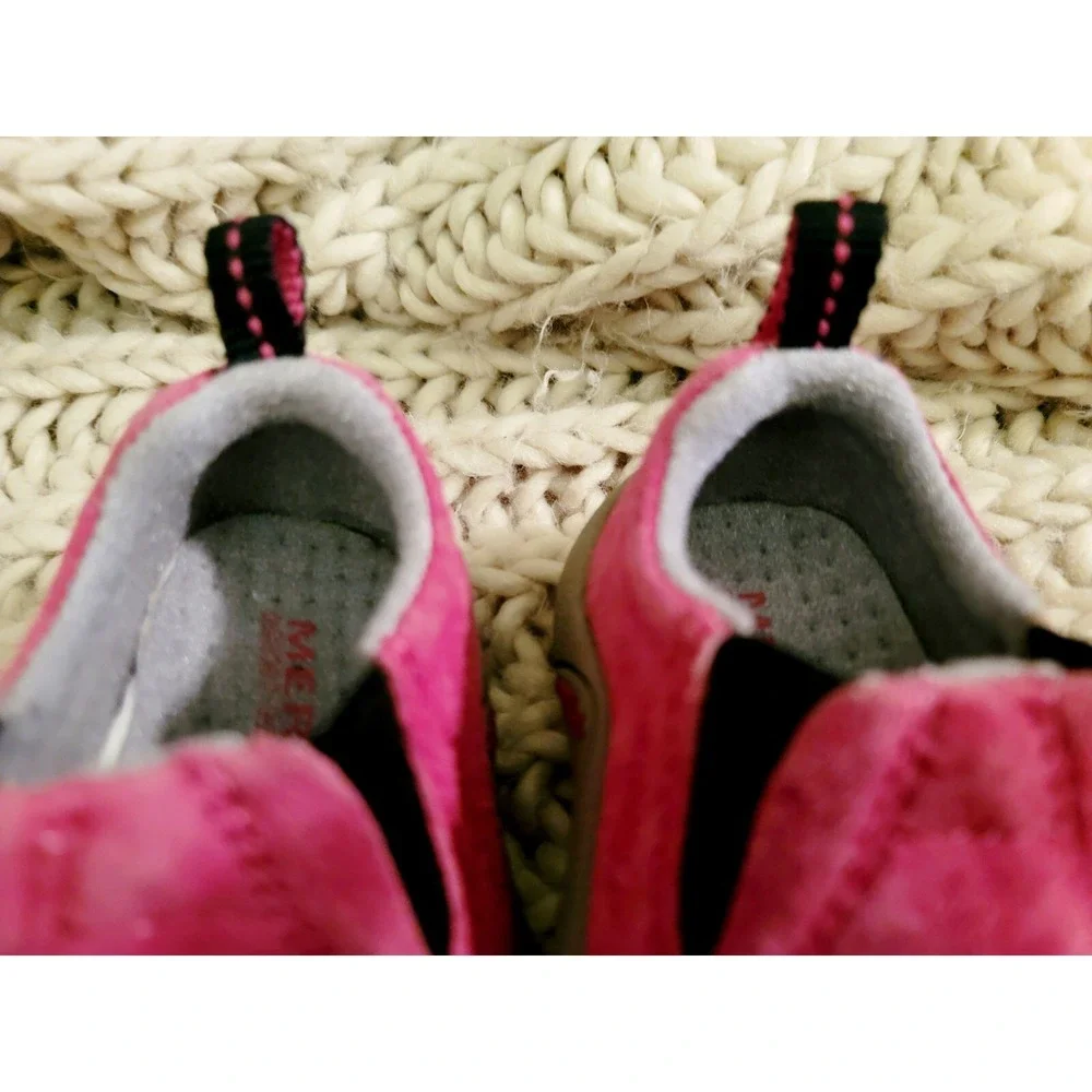 Merrell Jungle Moc Pink Slip On Pink Suede Shoes Baby Size 4